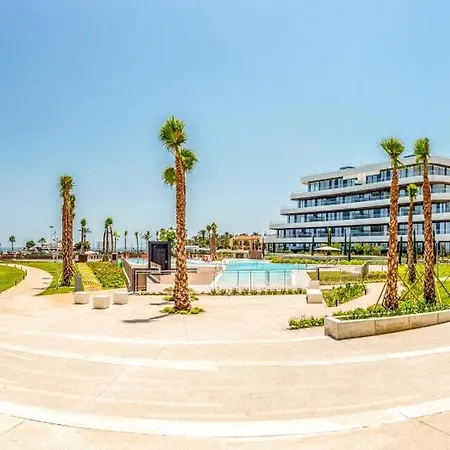 Vivi Homes - Fari Pool, Sauna, Gym & Sea View Lejlighed Torremolinos