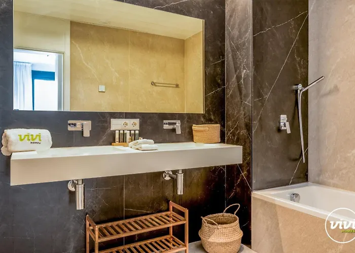 Lejlighed Vivi Homes - Fari Pool, Sauna, Gym & Sea View Torremolinos