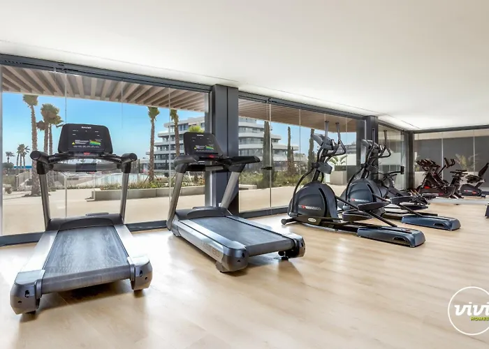 Vivi Homes - Fari Pool, Sauna, Gym & Sea View Torremolinos