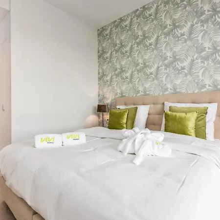 Apartment Vivi Homes - Fari Pool, Sauna, Gym & Sea View